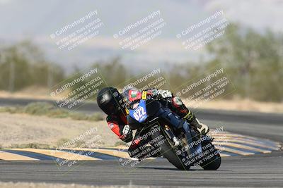 media/Nov-16-2025-Race Pace (Sun) [[8c5fa54630]]/Verified Riders/2-Turn 7 (945am)/